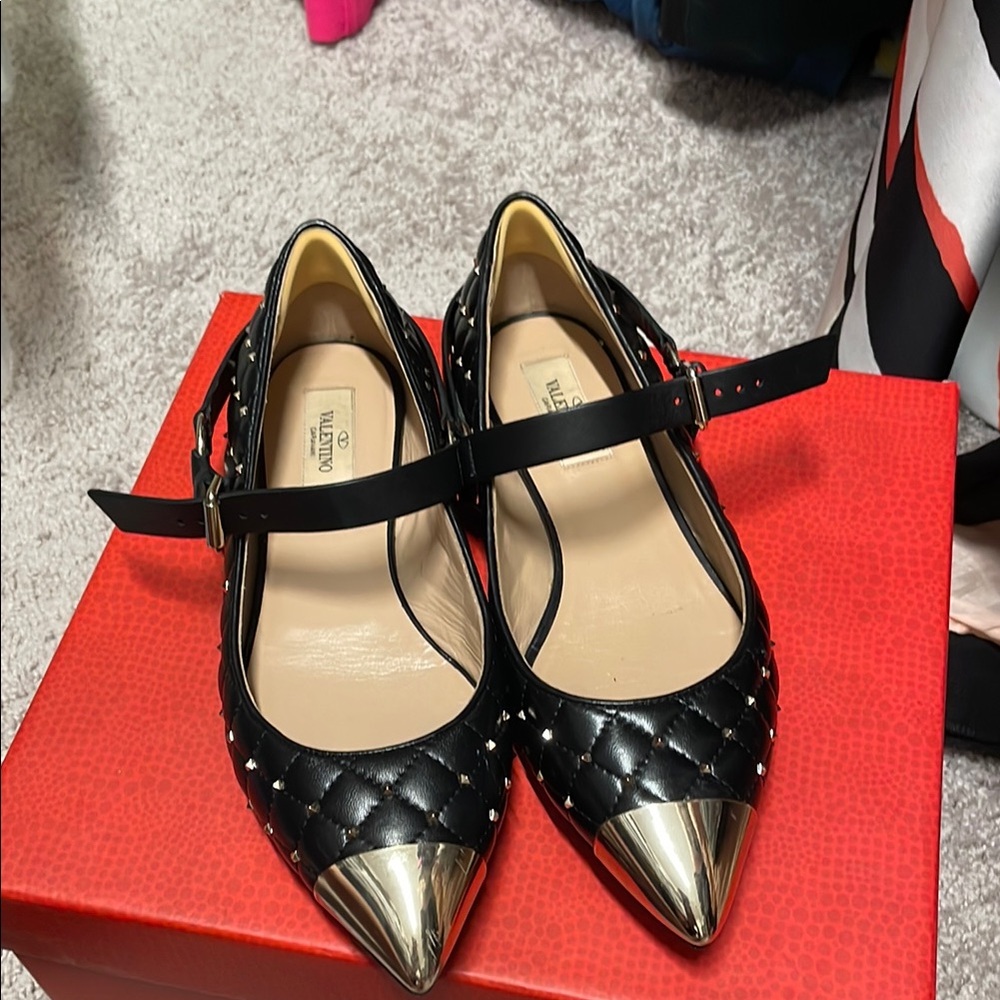 Valentino Black and Gold Flats with Elegant Design 38